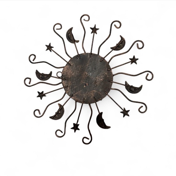 One Vintage Sun & Moon Celestial Metal Rustic Wall Decor 14x14” - Picture 5 of 10